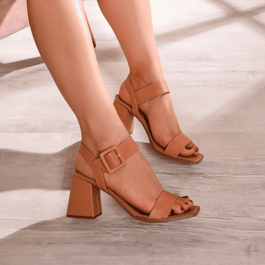 Sandales Blush à boucle – Style chic et minimaliste
